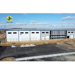 Made Prime Steel Construction Workshop with Sandwich Panel Roofing and Rolling