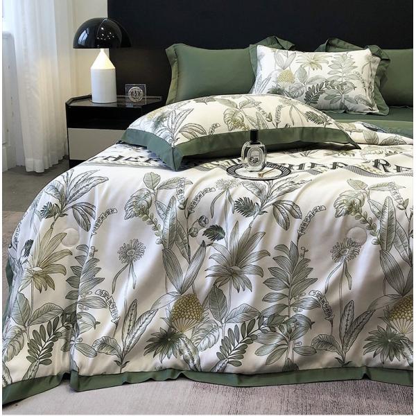 European Skin-Friendly Printing Summer Quilt Set of Four in Smooth Ice Silk Gift Quilt