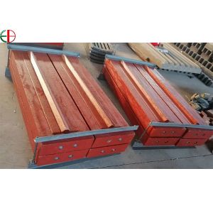 KmTBCr12 HRC63 High Chrome Stone Crusher Jaw Plate fine casting