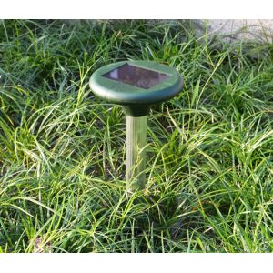 Effective Garden Solar Ultrasonic Rat Repellent Vibration Buzzer Mouse Expeller