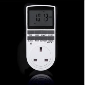 ABS White 12/24 Hour 230V LCD Digital Electronic Plug-in Programmable Timer