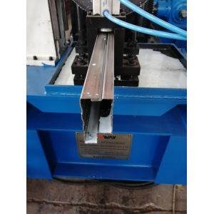 Lasser Welder Step Beam Roll Forming Machine 5T Weight 1.2-1.5mm Cutting 3-6m