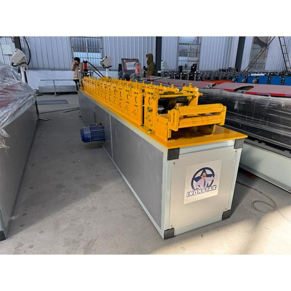 68mm rolling shutter door roll forming machine for Colombia rolling shutter strip making machine