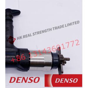 For KOMATSU SAA6D170E-5 6D170 Engine Fuel Injector 6245-11-3100 095000-6290