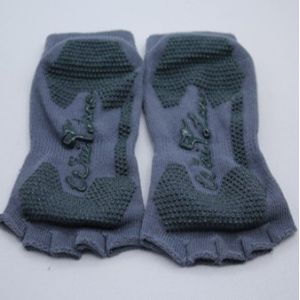 China non slip cotton yoga socks on sale
