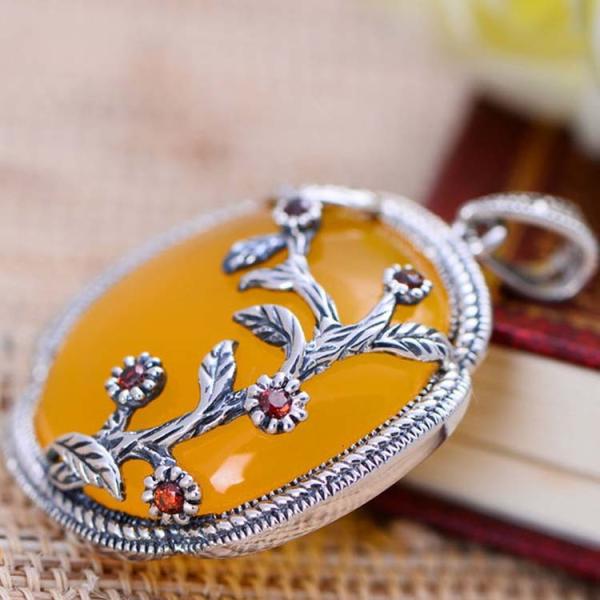 Yellow Chalcedony Charm 925 Silver Vintage Women Pendant Necklace (XH052043)