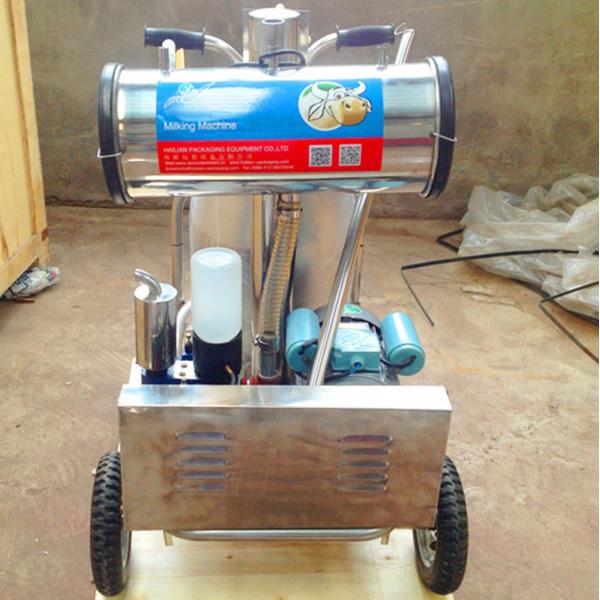 Single Bucket Portable Vacuum Pump Milking Machine With 250 l / Min Vacuum Pump Capacity