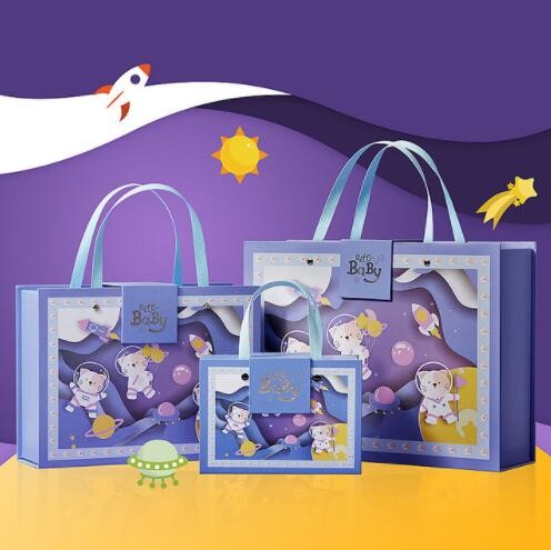 Buy Magnetic Cardboard Gift Packaging Boxes Rectangle Custom Logo With Handle at wholesale prices