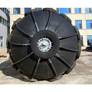 China 0.5*1m-4.8*12m Pneumatic Rubber Fender For Offshore on sale