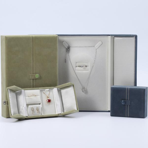 Multi Function Custom Branded Velvet Jewellery Case Packaging With Button