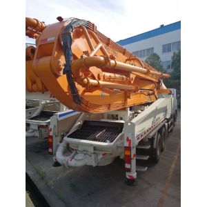 13750*2500*4000 mm Dimensions L*W*H for 2013 Zjl 52 Meter Second Hand Concrete