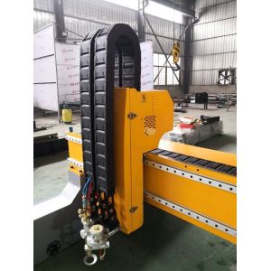 Auto Ignition Fiber Laser Pipe Cutting Machine Electric Adjustable Height