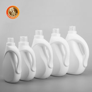 Semi Transparent Detergent Plastic Bottles With Screw Cap