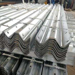 Traffic Road Steel Barrier Customized Galvanized Expressway Highway Guardrail