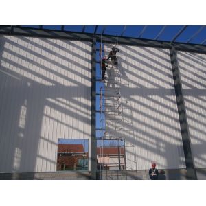 Industrial Steel Building with Wind Snow Seismic Design Load Over 50 Years Lifetime and AWS D1.1 Welding Standard
