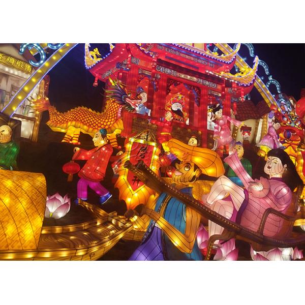 Kawah Red Traditional Chinese Lantern / House Lanterns For Festival