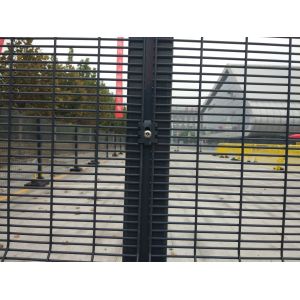Welded 358 Anti Climb High Security Wire Mesh Fence Green
