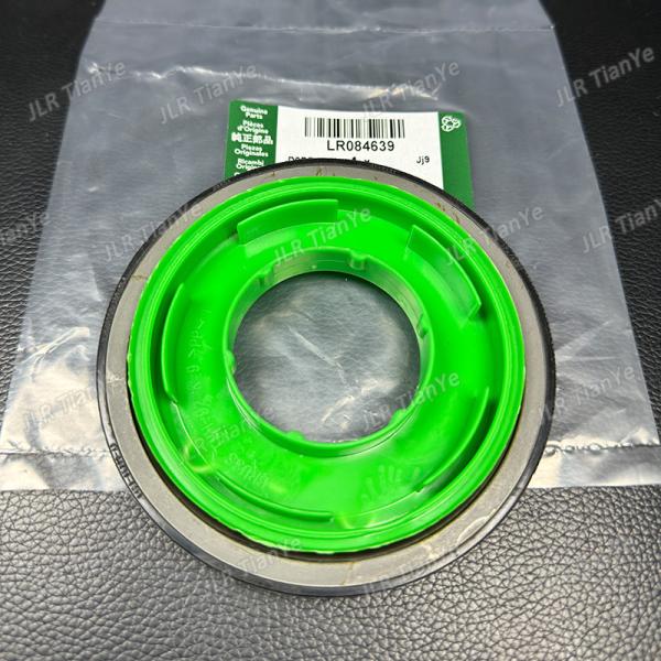 2.0 Turbo Crankshaft Rear Oil Seal For Land Rover Jaguar JDE39481 LR084639 ﻿