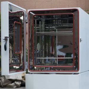 Cold Balanced Control Temperature Humidity Test Chamber Machine with High