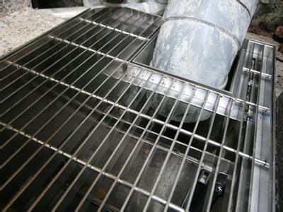 Buy Platform 30x50mm 5mm Stainless Steel Bar Grating at wholesale prices