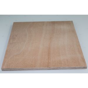 Birch Hardwood Faced Plywood , Environmental Protection Staining Marine Plywood