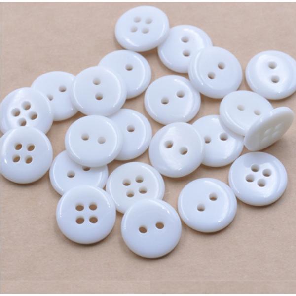 wholesale factory direct produce 2holes/4holes resin polyester shirt button