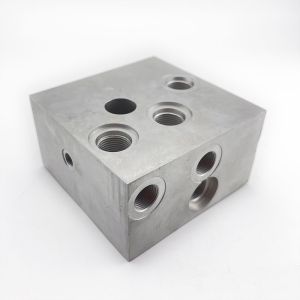 Customized Carbon Steel Hydraulic Manifold Block Fully Customizable and RoHs