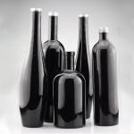 China 750ml Glossy Black Glass Vodka Painted Bottles Screen Printing Gin Closure Liquor Bottle for sale