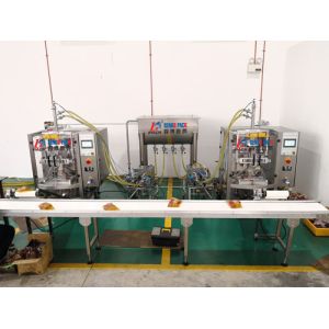 Cooking oil PE packing machine with piston pump for