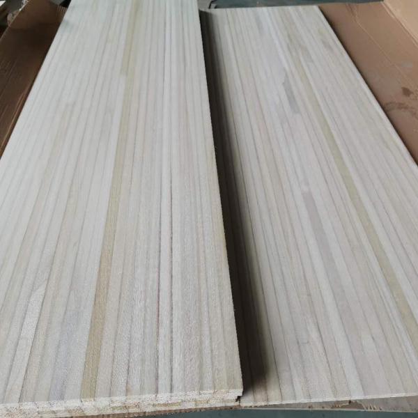 Buy 280-300kgs/cbm Density Paulownia Wood Core Boards Core Sheets for E0/E1 Environmental Glue at wholesale prices