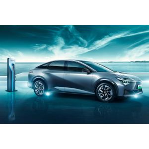 BZ3 Toyota Electric Vehicles 4 Door 5 Seater Sedan Single Speed Direct Drive