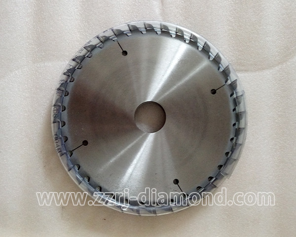Buy pcd saw blade/ wood cutting blade/circular blade at wholesale prices
