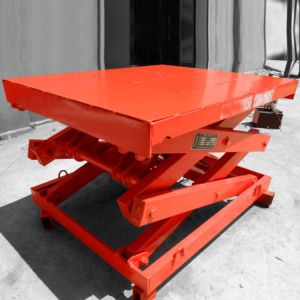 3.2 - 5.2km / H Scissor Lift Platform Hydraulic Drive 12m Lifting Height