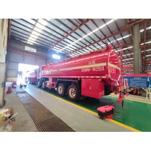 HOWO 8*4 Fuel Tank Truck Manual Transmission New Condition 30CBM Capacity for