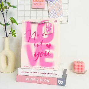 Gift Bag Set Premium Textured Cardboard Packaging Rope Handle Design Romantic