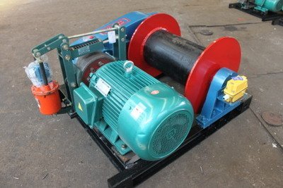 Electric Diesel Driven Winch With Rope Capacity 9.3mm / 130m