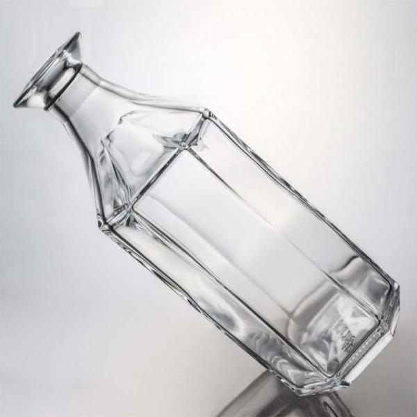 Clear or Customized Unique Polygon Glass Liquor Bottle for Whisky Gin Rum Vodka 1000ml