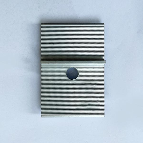 Buy Rust Resistance Solar Rail Connector Pv Mounting Kit Customizable at wholesale prices