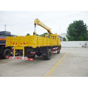 Dongfeng 4x2 10ton Mobile Cargo Truck With GSQS Crane