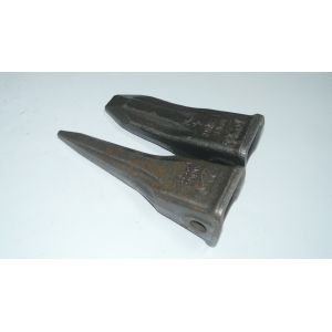 14530544RC / 14530544TL Bucket Tooth Point Standard Loader Bucket Teeth