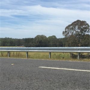 ISO9001/TUV/ BV/CE Certified Roadway Safety Guardrail for Traffic Collision