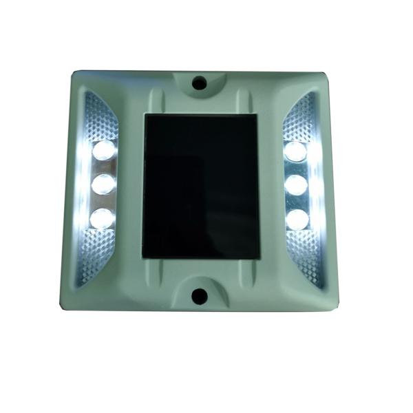 Aluminum Housing Solar LED Road Studs 250MA 2V Mono Crystalline