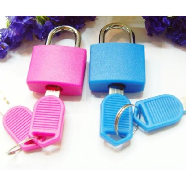 Buy 20MM Mini Plastic Lock/Bag Lock/20MM Mini Lock at wholesale prices