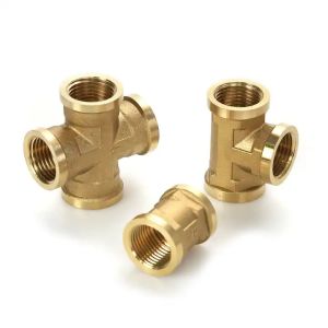 Polished Cross-connection Pipe Fitting with Temperature Rating of 400°F for