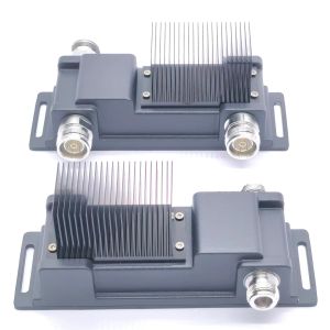 4.3-10-F Interface Hybrid Combiner 2 in 1 out 698-3800MHz for Improved