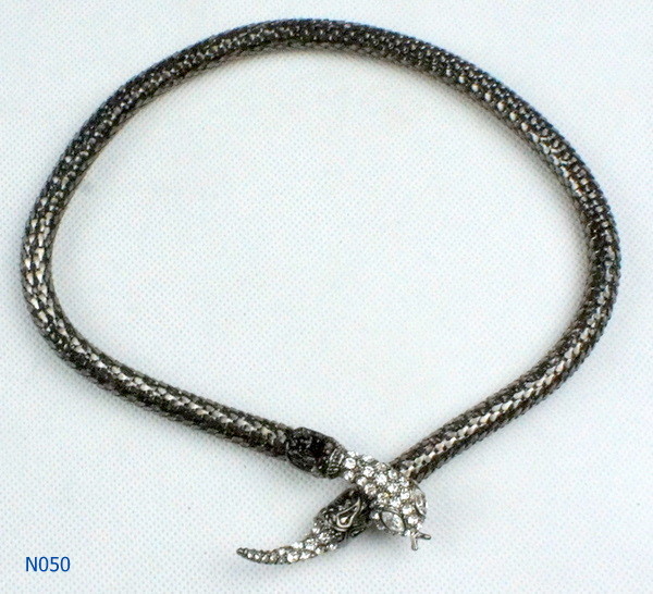 Low MOQ Women's Tin Alloy Electroplated Jewelry Mixed Metal Necklace for Gift