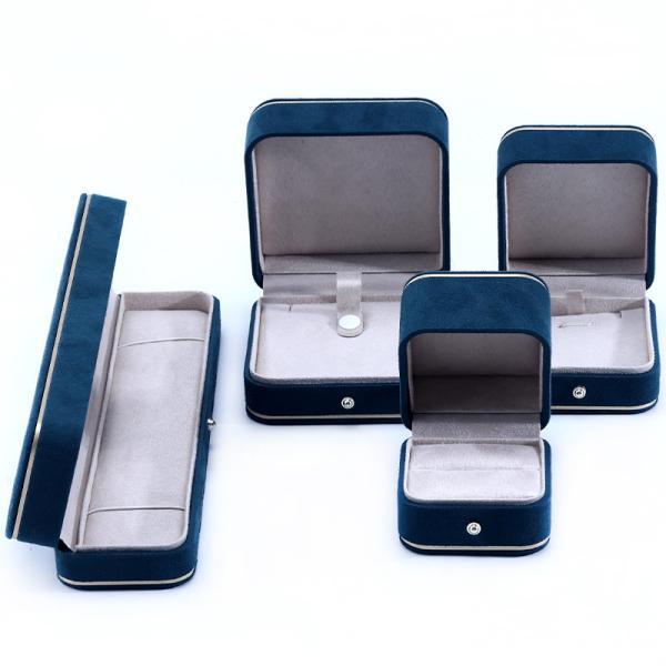 Buy Velvet Material Jewelry Boxes for Hanhong 2023 Custom Logo Blue Bracelet Bracelet Box at wholesale prices