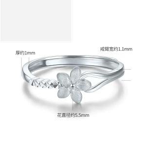 Feminine 18K Gold Rings For Women