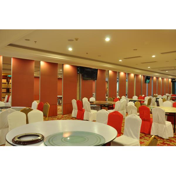 Plywood Finished Folding Partition Walls For Classroom , 65mm Thickness Soundproof Room Dividers