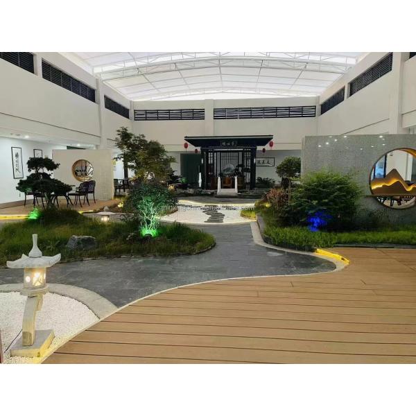 Custom White PVC Flocking Box MOQ 10000 PCs for Customized Packaging of Skin Care Set